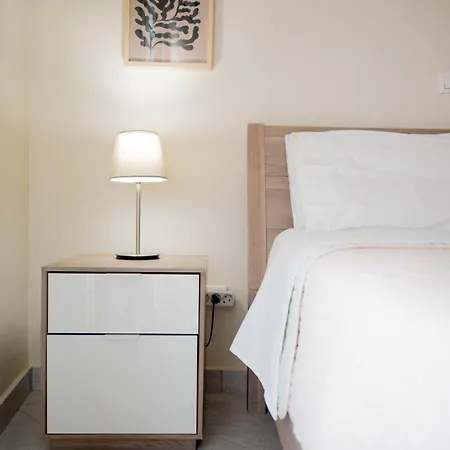 La Boheme Apartment *