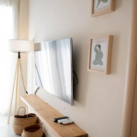 La Boheme Apartment *